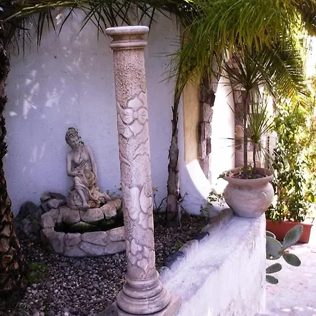 Hotel Augustus 3*